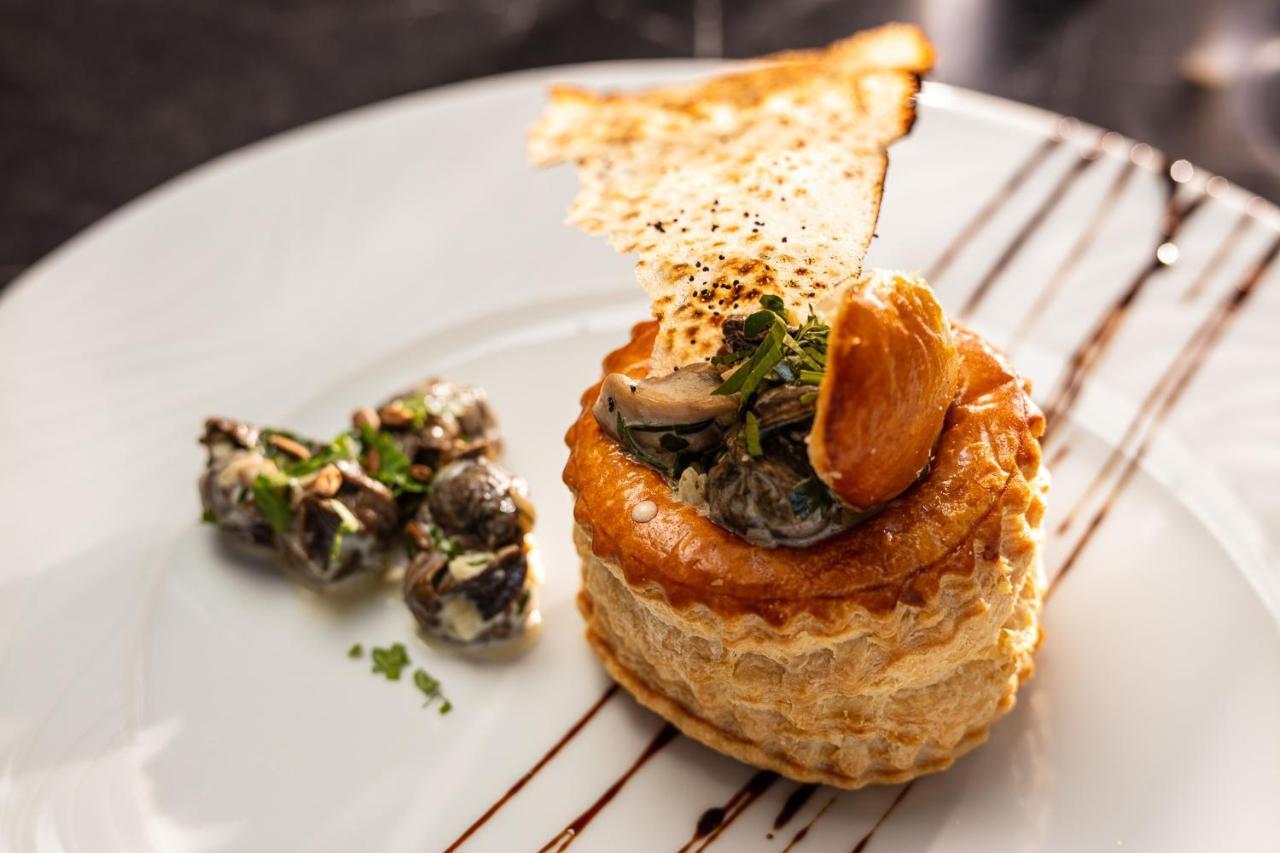 Logis Hotel Restaurant De France Saint-Geniez-dʼOlt Zewnętrze zdjęcie