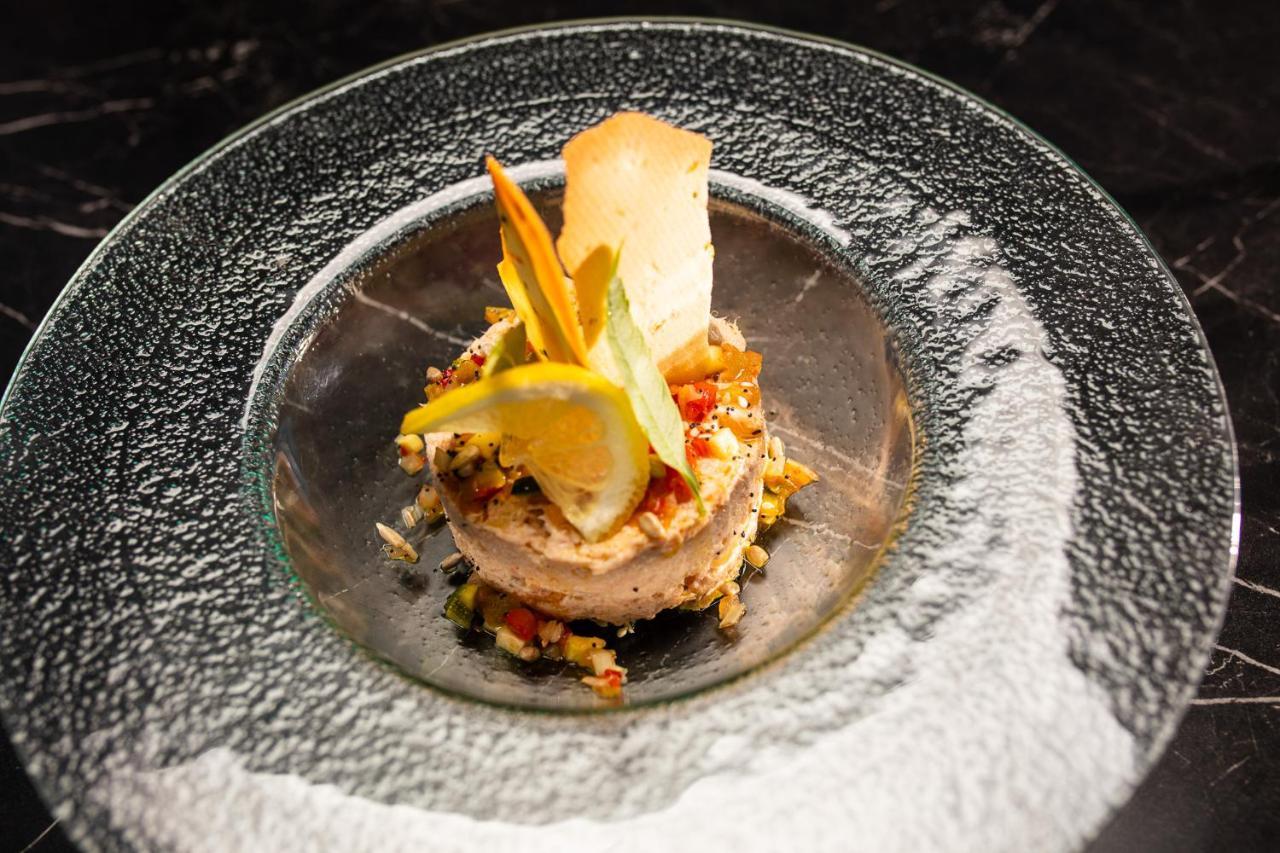 Logis Hotel Restaurant De France Saint-Geniez-dʼOlt Zewnętrze zdjęcie